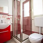 Venustas Bed & Breakfast 4*